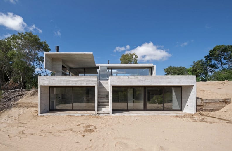 Casa en La Duna. Un hogar que logra visuales ininterrumpidas