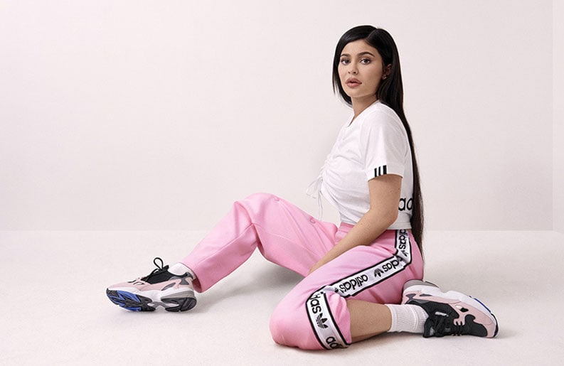 Telégrafo Asociación Propio Moda. Kylie Jenner es la nueva embajadora de Adidas Originals
