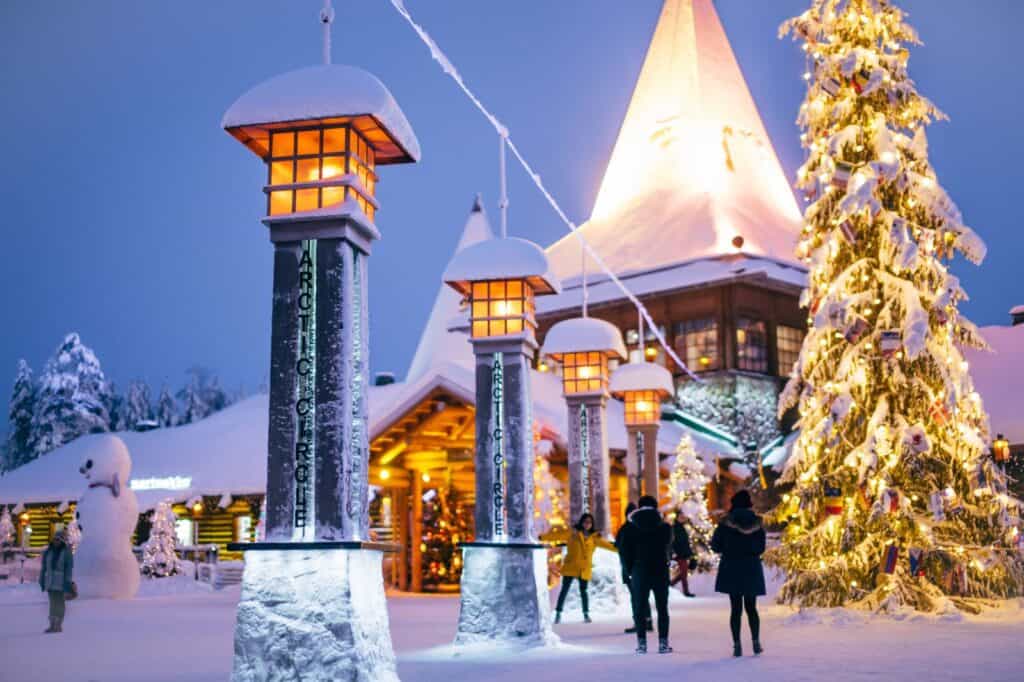 Destinos Navideños. Celebrar En Lugares Mágicos.