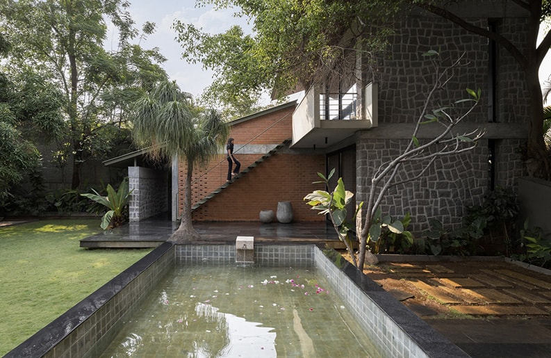 Backyard Pad, Dev & Kaushik Architects, Justin Sebastian