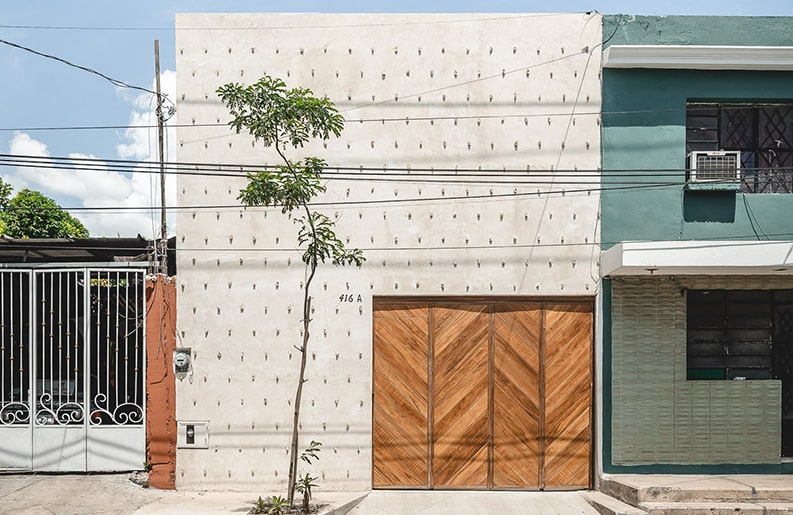 Casa AHAU, Nutum estudio, Manolo Solís