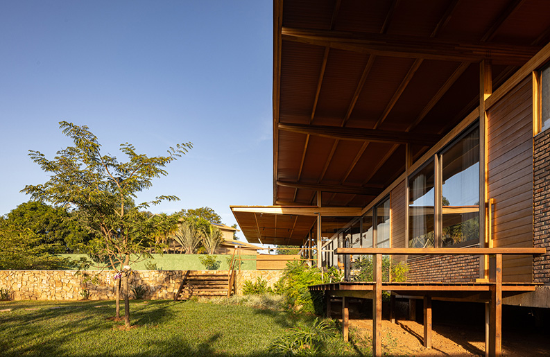 Casa Adriana by Fittipaldi Arquitetura