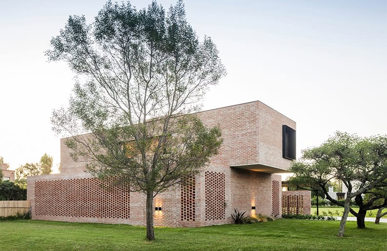 Casa Brick. Una propiedad que se ubica en una zona residencial