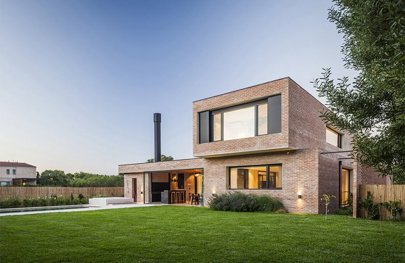 Casa Brick. Una propiedad que se ubica en una zona residencial