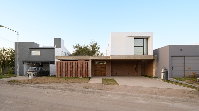 Casa Catalina, MURO ARQS, Gonzalo Viramonte 