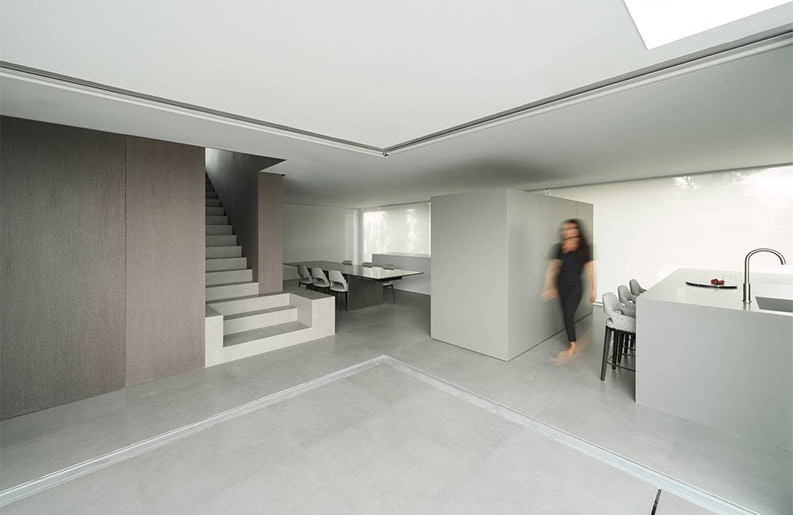 Casa Compluvium by Fran Silvestre Arquitectos