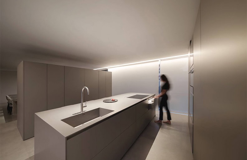 Casa Compluvium by Fran Silvestre Arquitectos