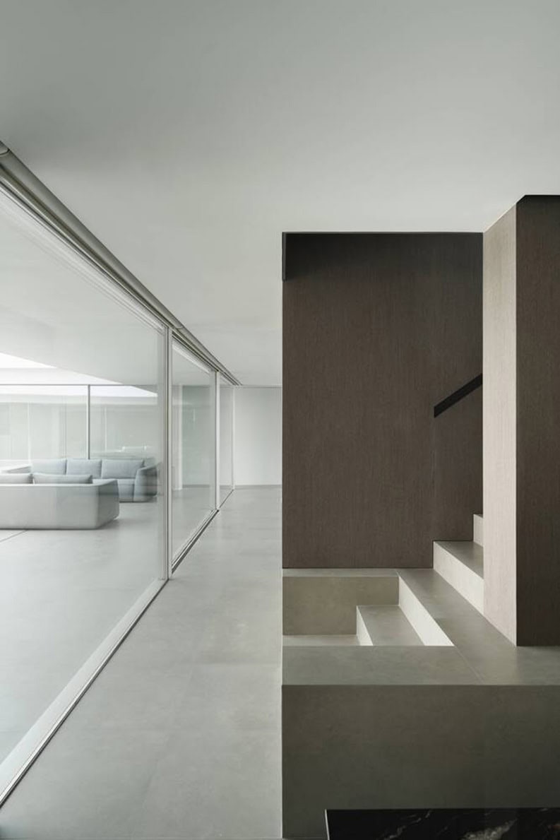 Casa Compluvium by Fran Silvestre Arquitectos