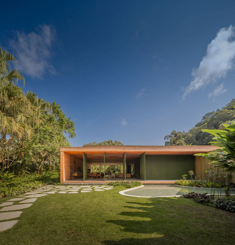 Casa Laranjeiras by mf+arquitetos