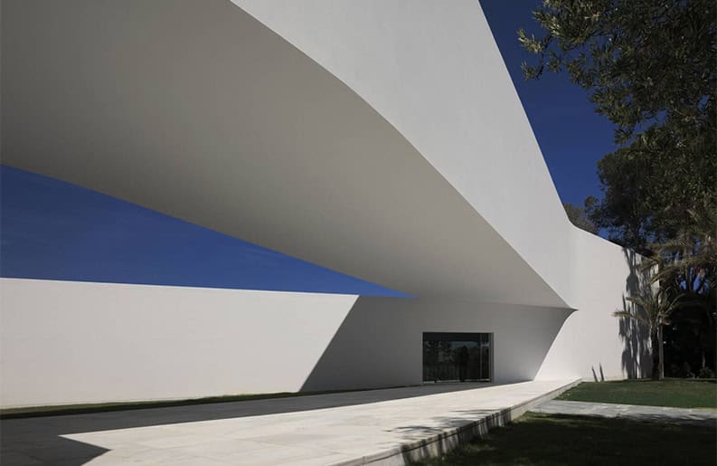 Casa Sabater by Fran Silvestre Arquitectos