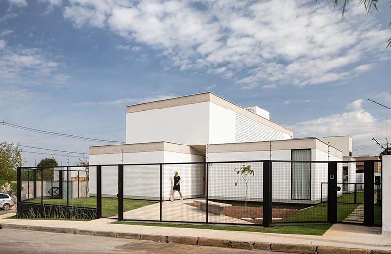 Casa Taquari. Una propiedad que que se nutre de la luz exterior