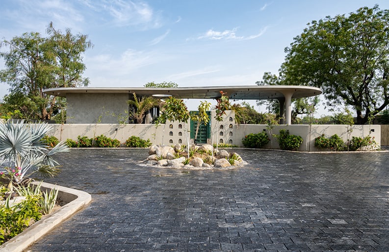 Casa Veranda, Studio Espaazo, Murtaza Gandhi