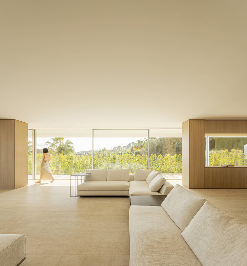 Casa en Sotogrande by Fran Silvestre Arquitectos