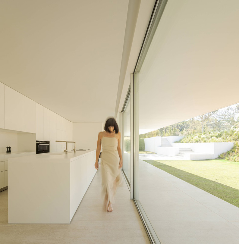 Casa en Sotogrande by Fran Silvestre Arquitectos