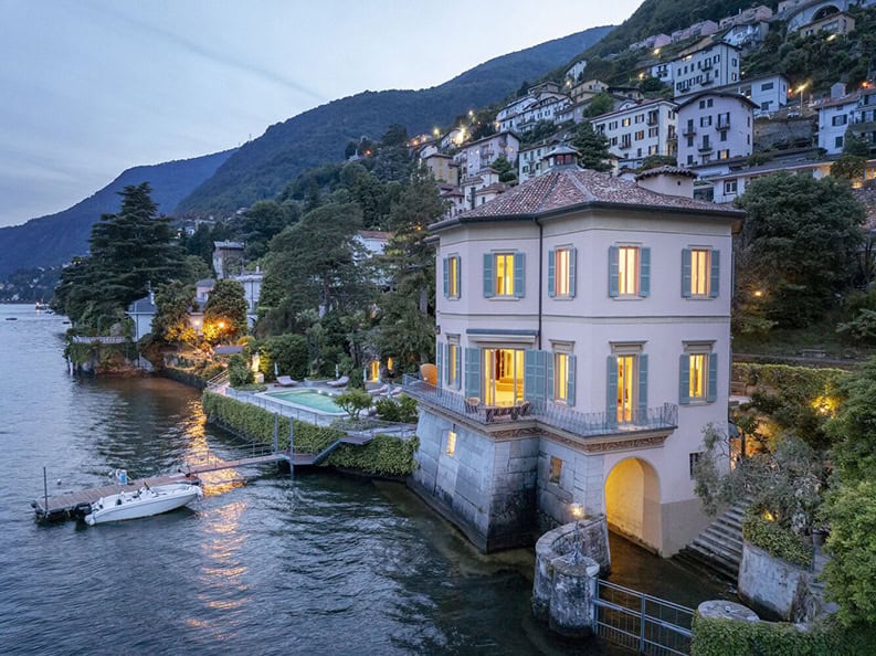 Casa en el Lago de Como by J. Mayer H. Architects