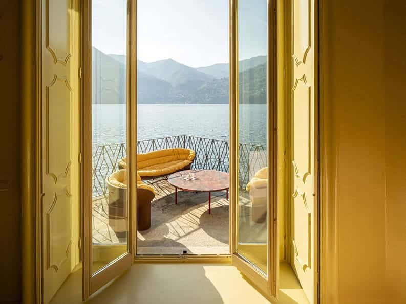 Casa en el Lago de Como by J. Mayer H. Architects