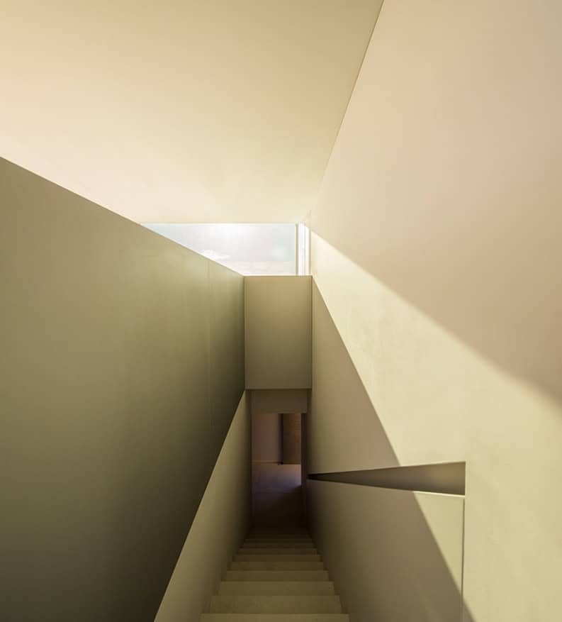 Casa en el Aire by Fran Silvestre Arquitectos