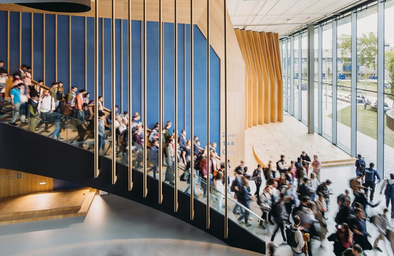 Edificio interfacultativo generador de energía