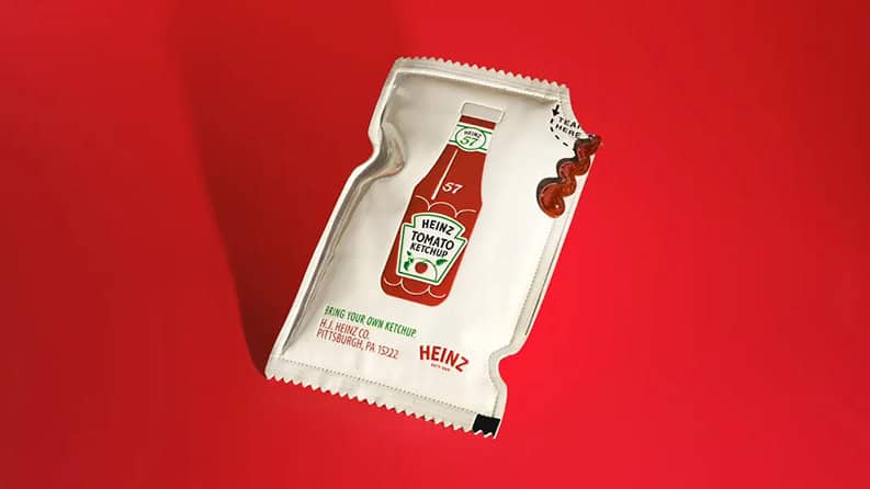 Estilo y Sabor. Kate Spade New York y Heinz se unen en una colección  que rinde homenaje a la cultura pop y al gusto por lo auténtico