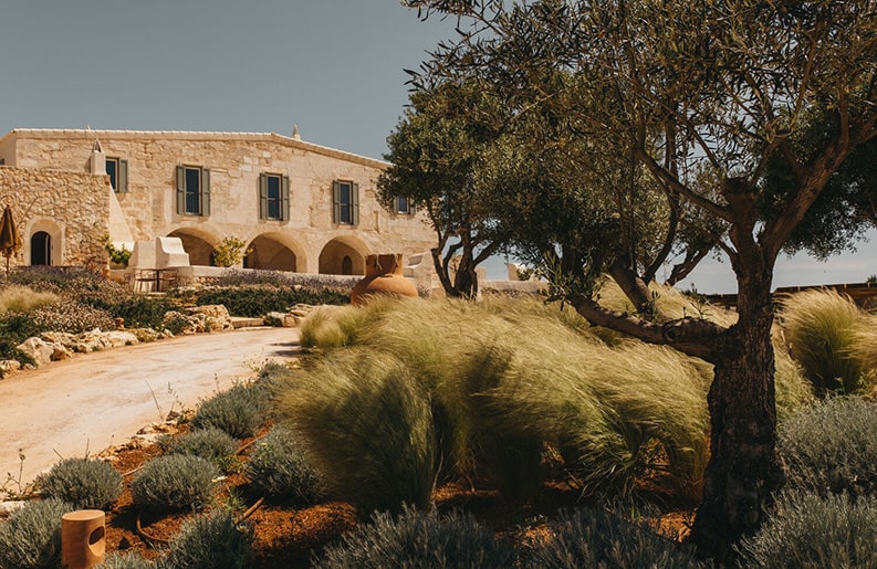 Hotel Son Blanc, Atelier du Pont, Maria Missaglia, Karel Balas