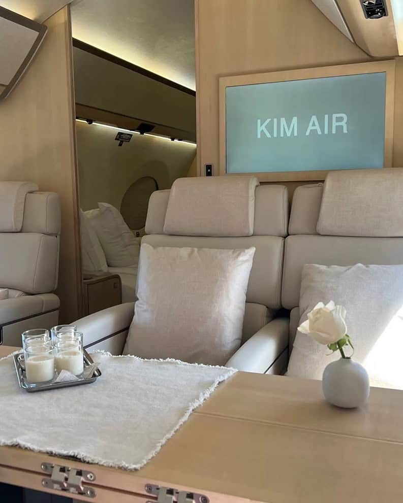 "Kim Air". Así es el avión de Kim Kardashian