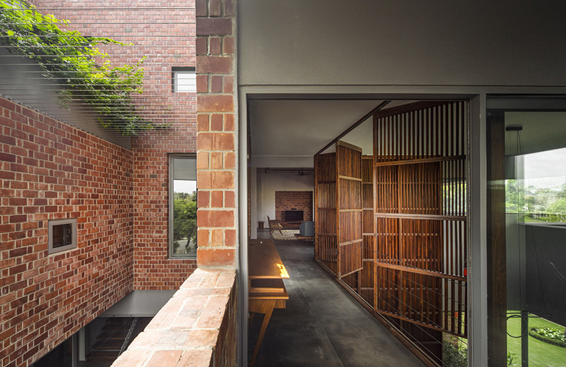 Residencia 91 by Charged Voids