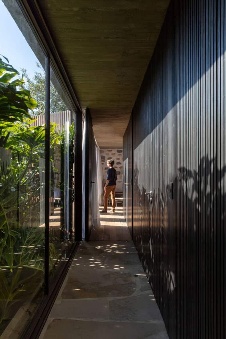 Residencia Serra by Marcelo Couto Arquitetura, Rodrigo Oliveira Paisagismo