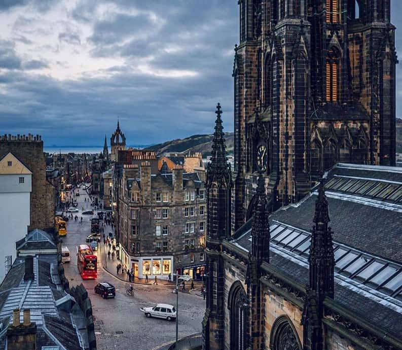 La Royal Mile de Edimburgo. Una guía completa de sus encantos.